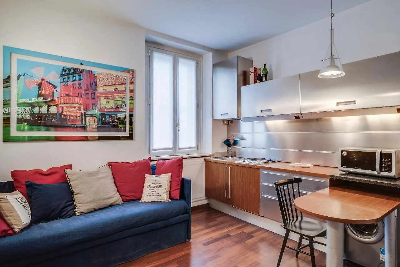 Guesthero Apartment Milano - Navigli Area location